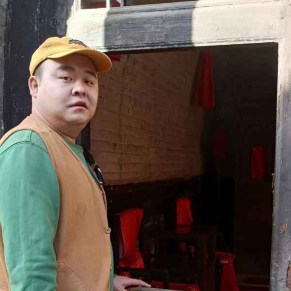 35岁岁陕西单身帅哥 - 陇南吉缘网