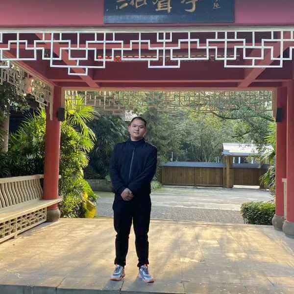 31岁岁重庆单身帅哥 - 陇南吉缘网
