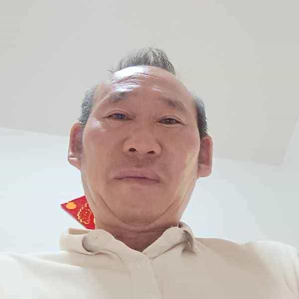 56岁岁云南单身帅哥 - 陇南吉缘网